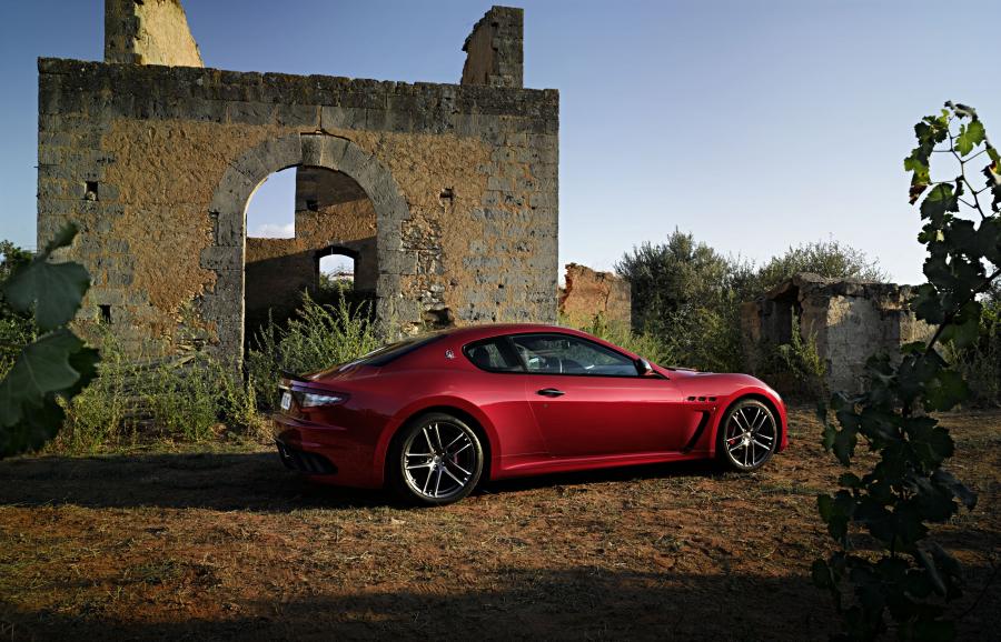  Maserati GranTurismo MC Stradale Centennial Edition 2014 года  (фото 12 из 31)
